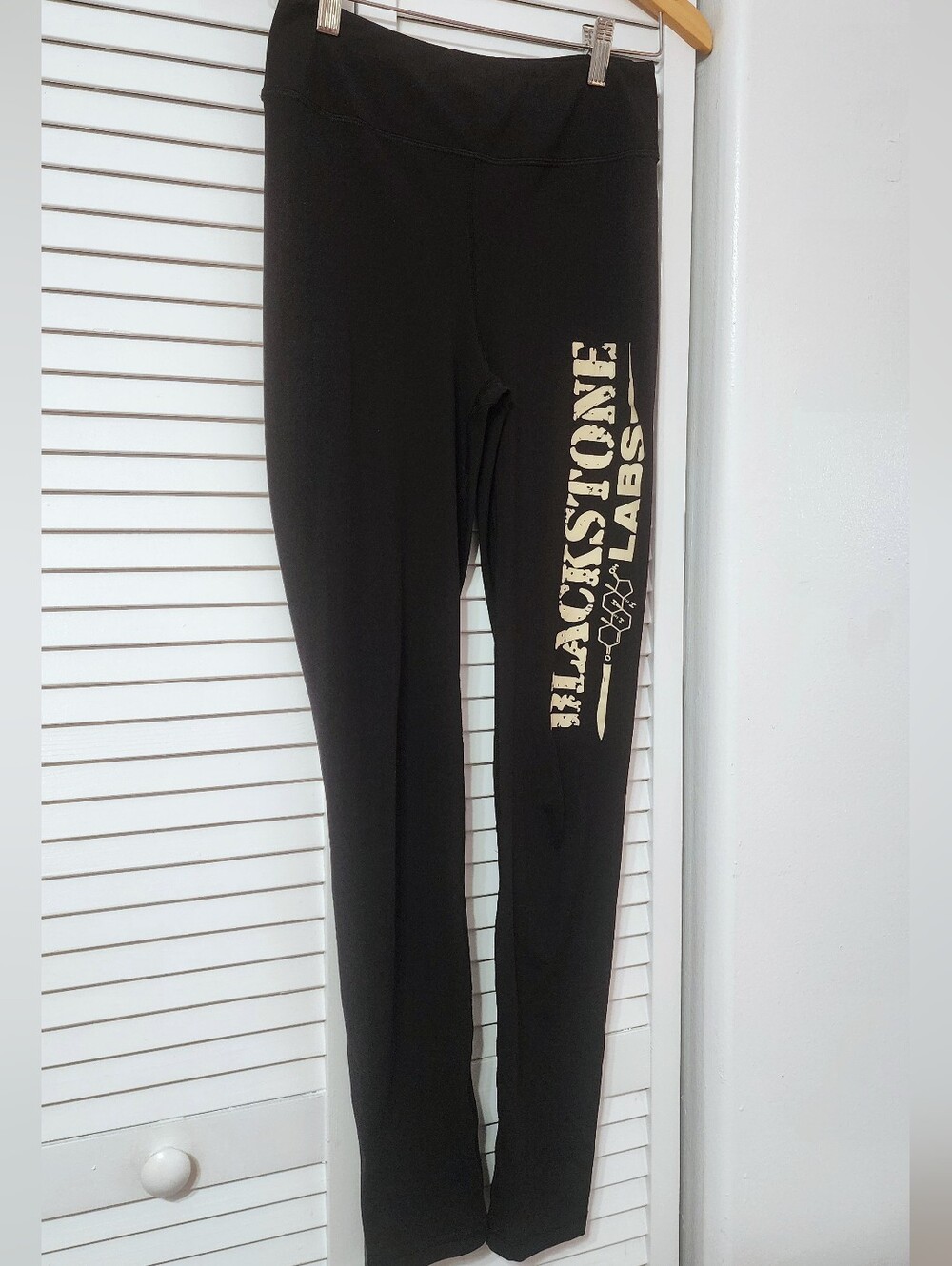 Blackstone Women's Black Leggings w/ Scrunch Booty - Picture 2 of 8